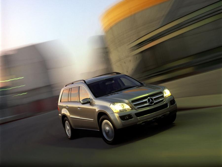  Mercedes-Benz GL450 4Matic 2007 года  (фото 99 из 114)